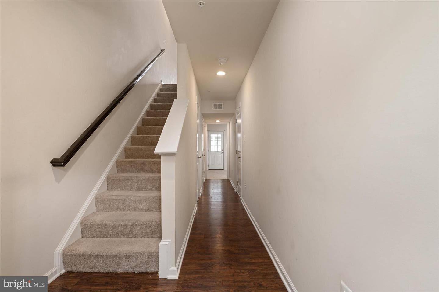 8339 Daydream Crescent photo 24