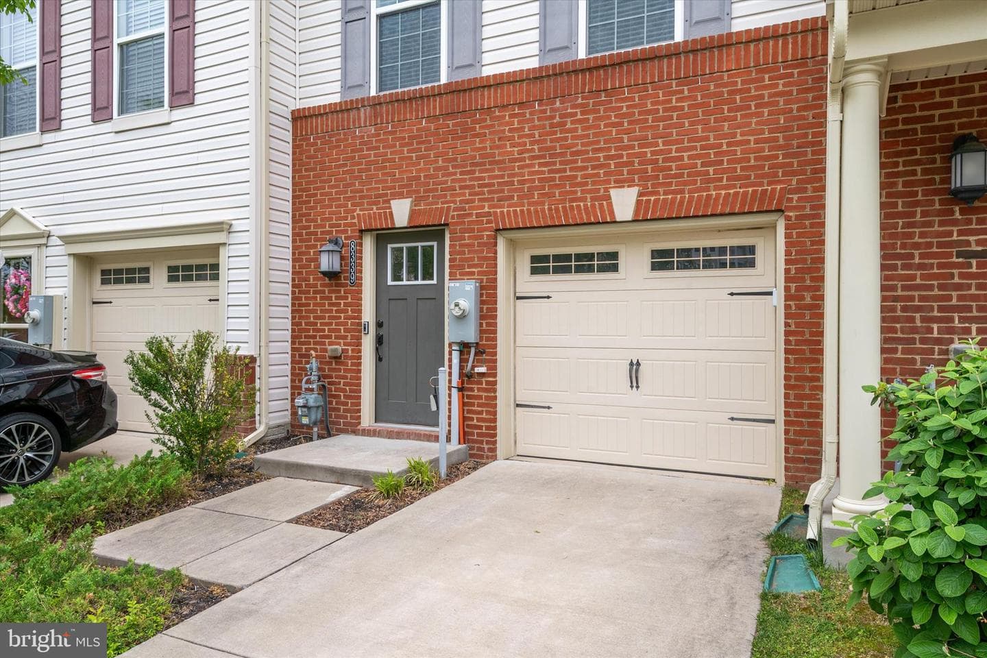 8339 Daydream Crescent photo 36