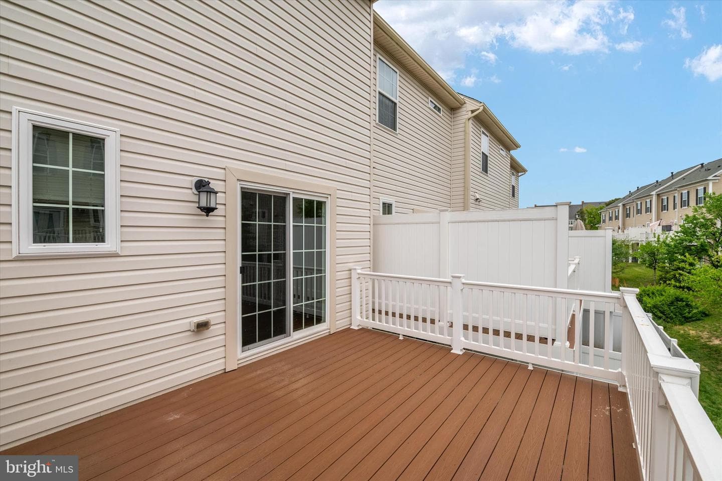 8339 Daydream Crescent photo 9