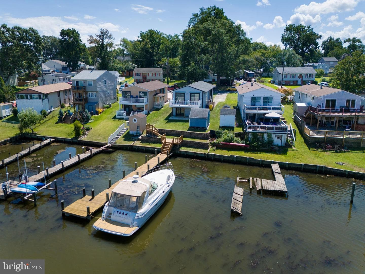 802 Waterview Drive photo 10