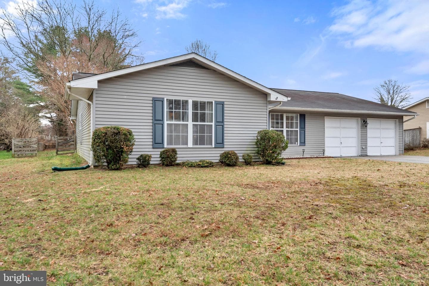 8205 Grassland Road photo 3