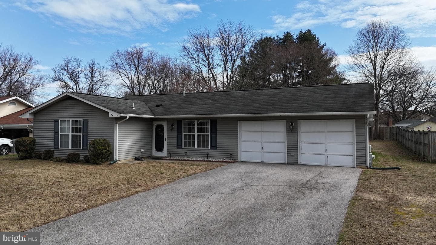 8205 Grassland Road photo 39