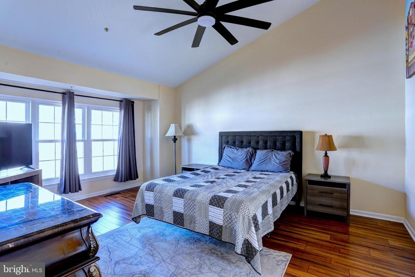 1360 Triwater #195 photo 21