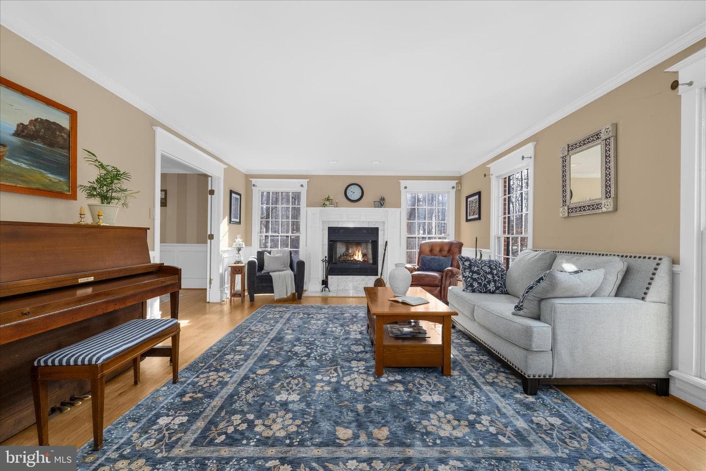 962 Coachway photo 8