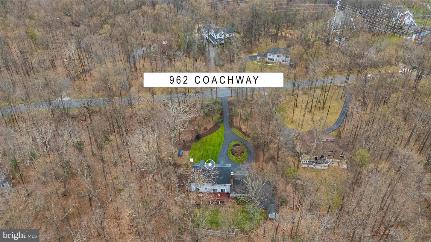 962 Coachway photo 99