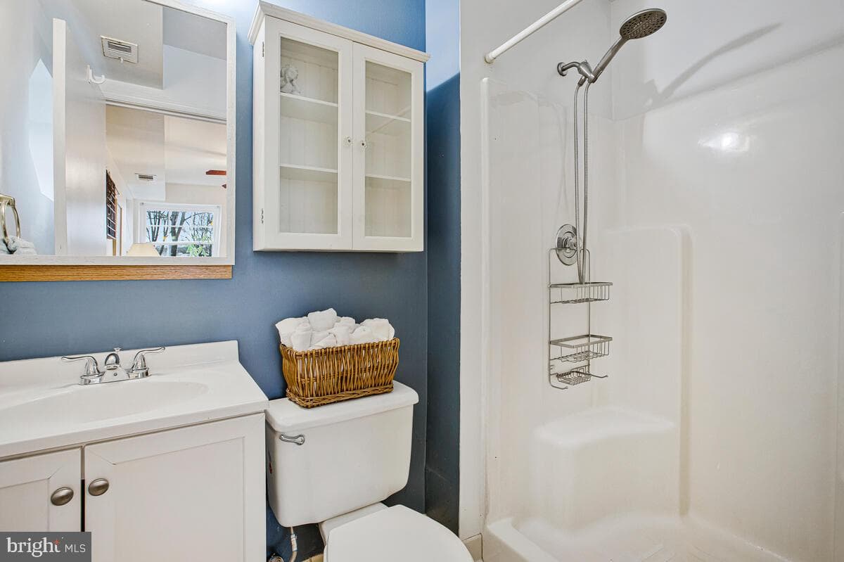 6803 White Water Way #101 photo 19