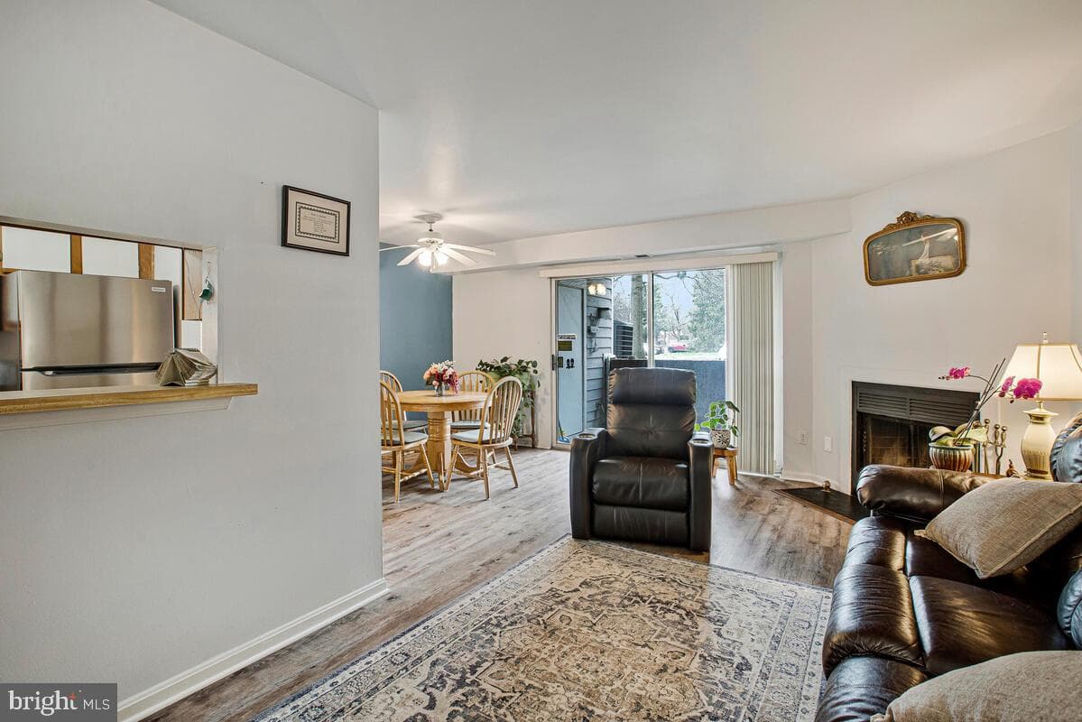6803 White Water Way #101 photo 5