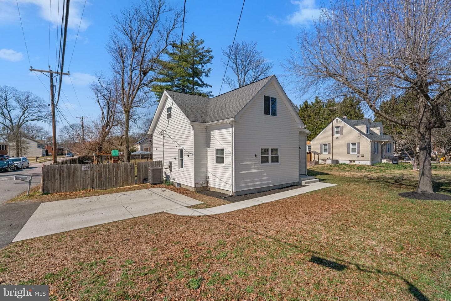 8062 Telegraph Road photo 40