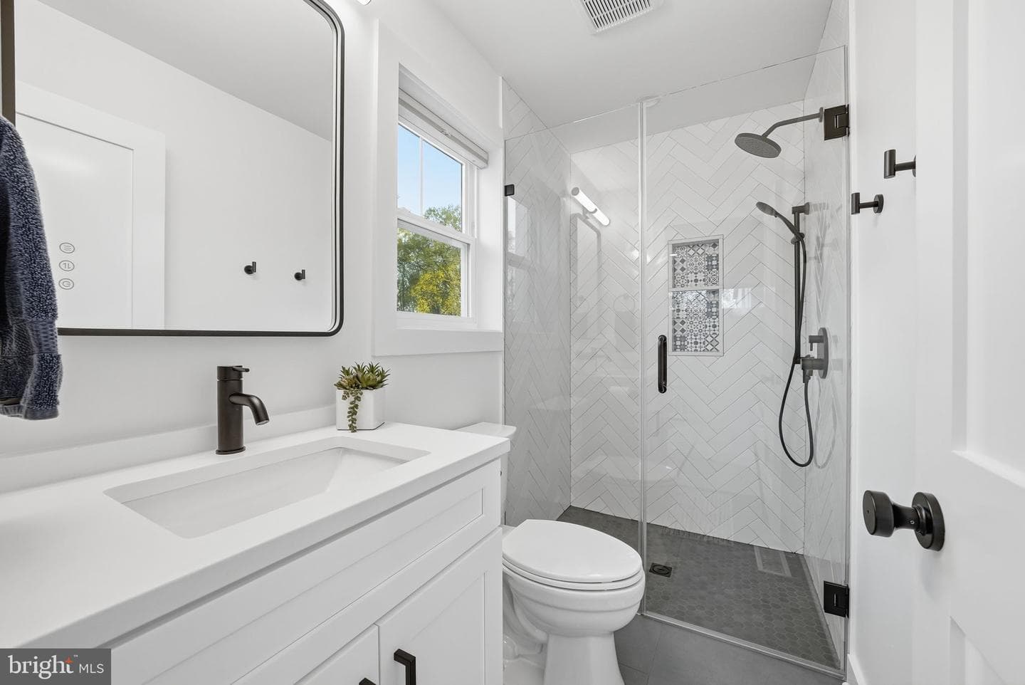 1422 Howard Road photo 20