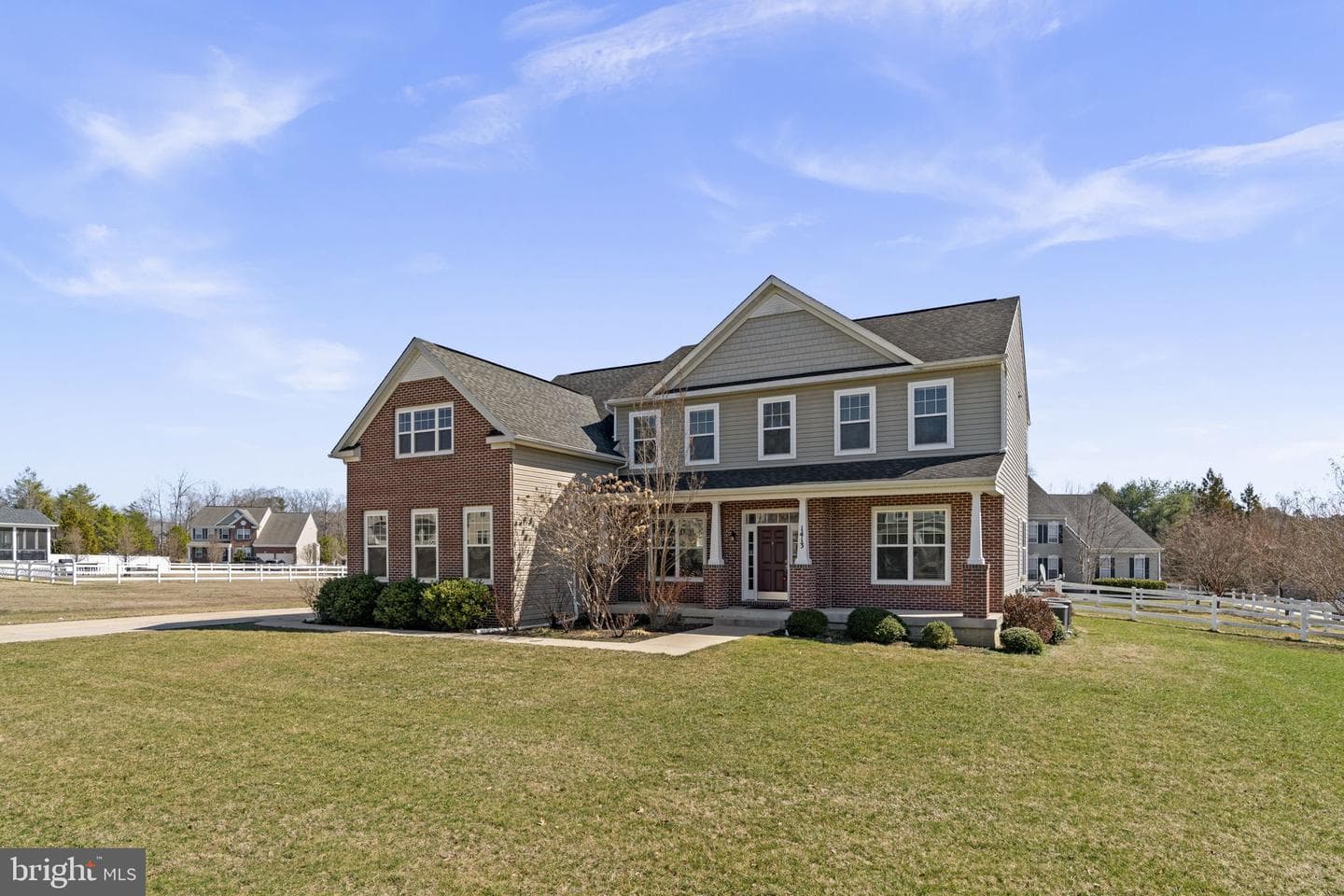 1413 Della Way photo 3