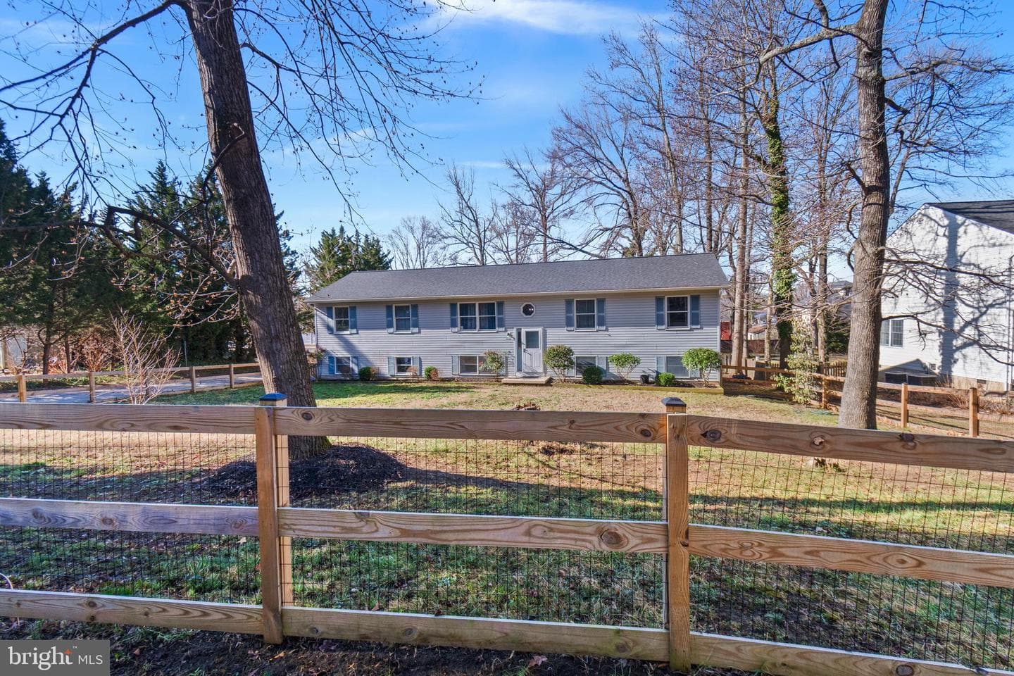 1436 Oak Bluff Road photo 2