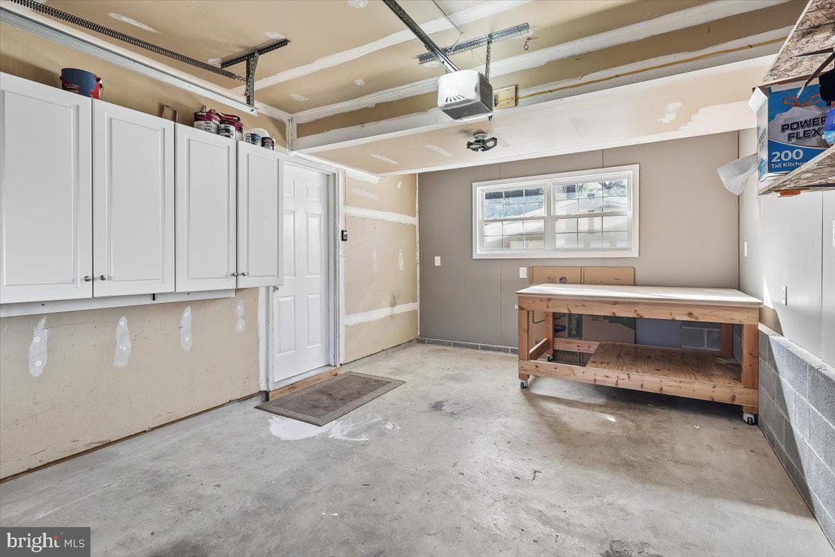 390 Laurel Trail photo 43