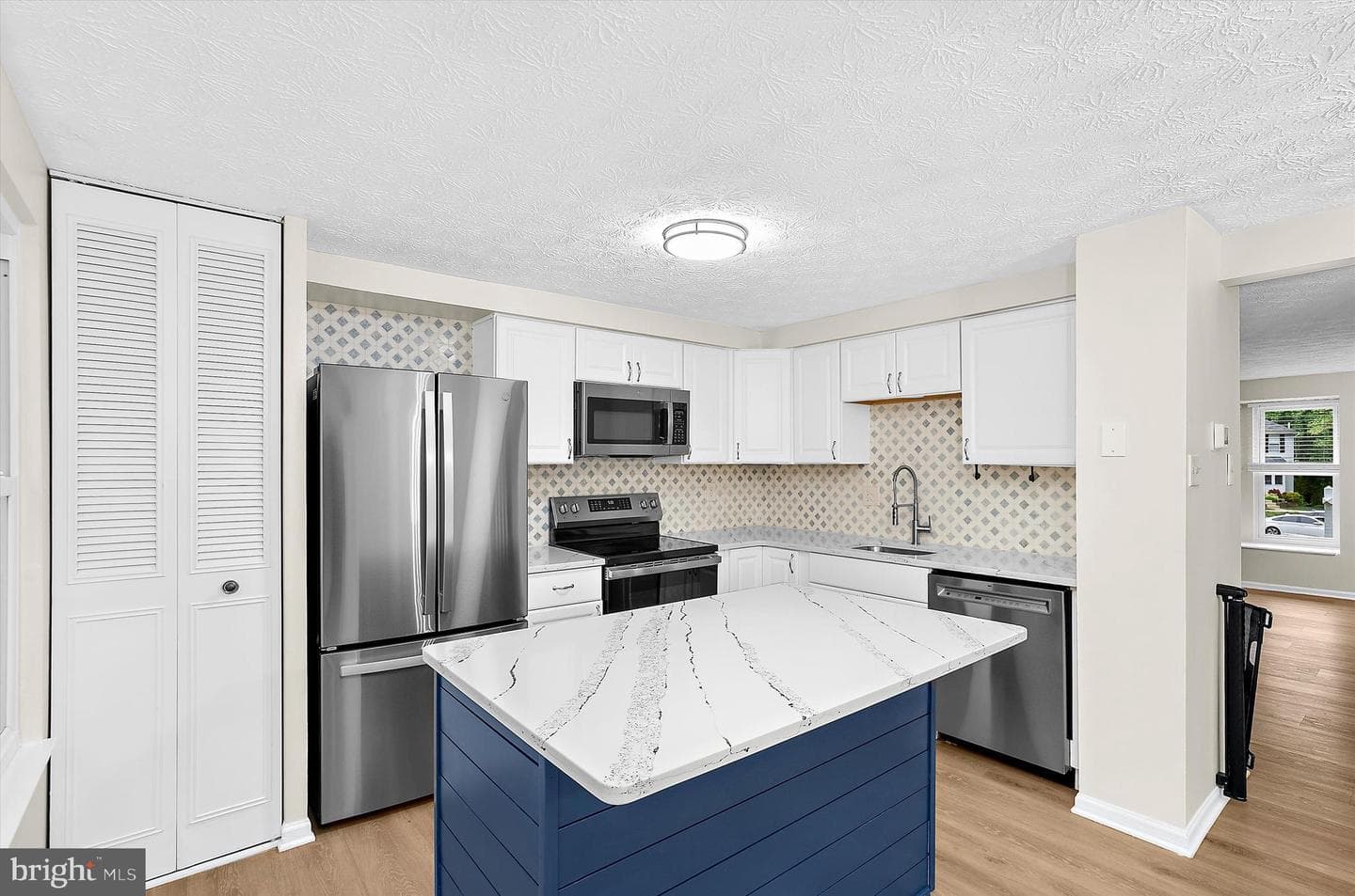 557 Bay Dale Court photo 15