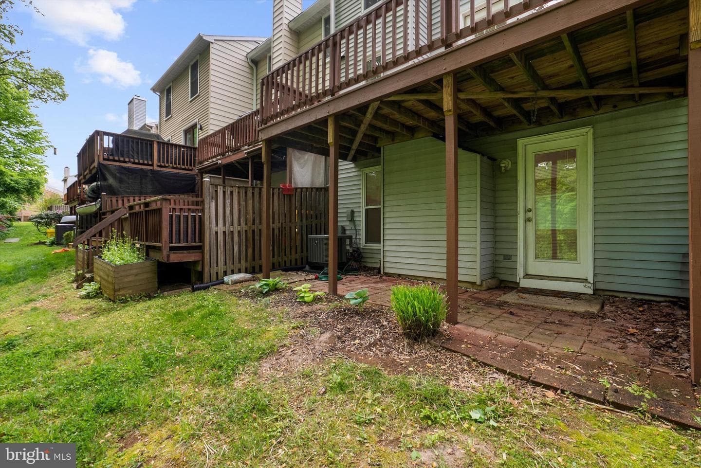 557 Bay Dale Court photo 47
