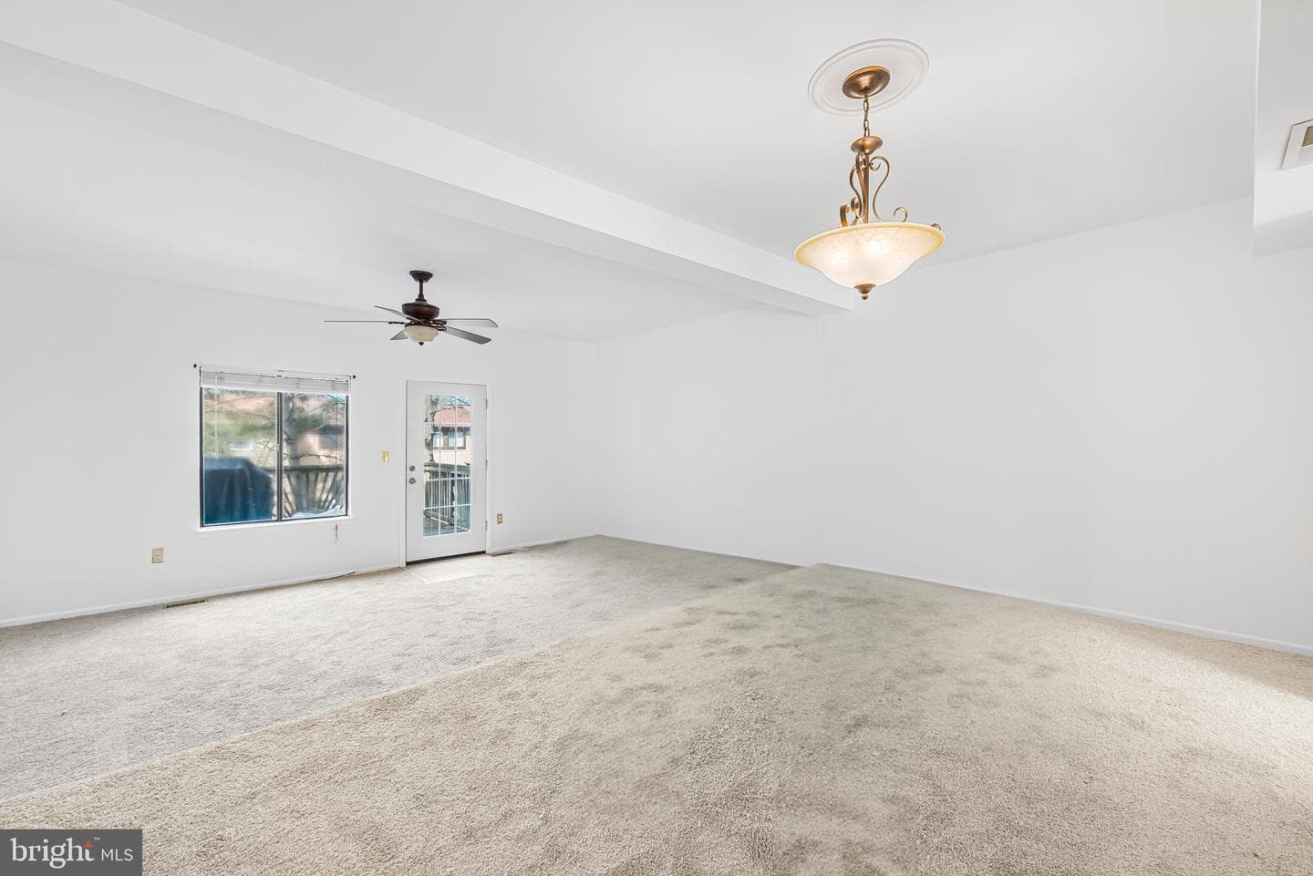 1233 Birchcrest Court photo 10