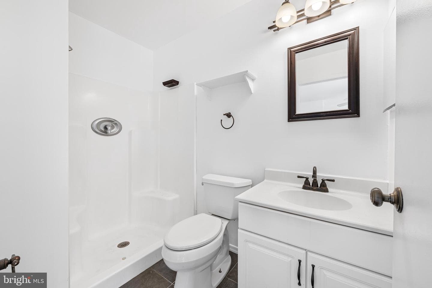 1233 Birchcrest Court photo 17