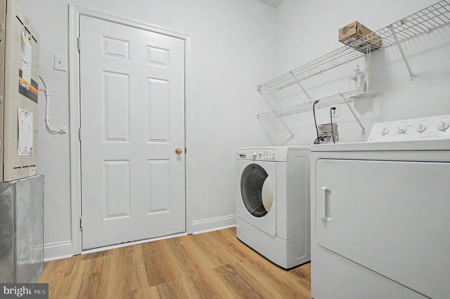 906 Perry Landing Court photo 37