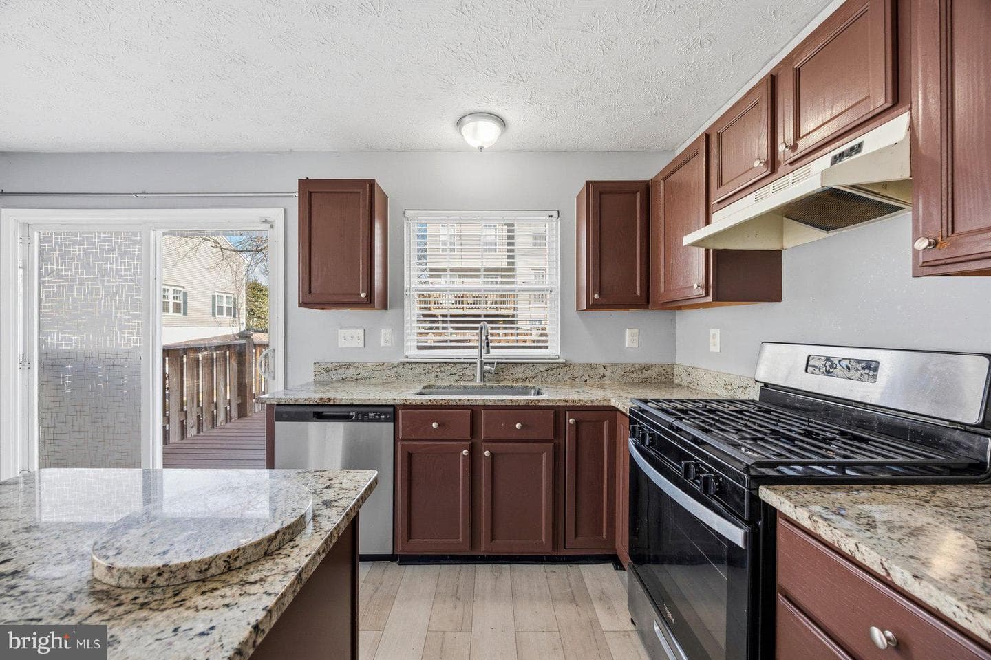 8301 Water Lily Way photo 13