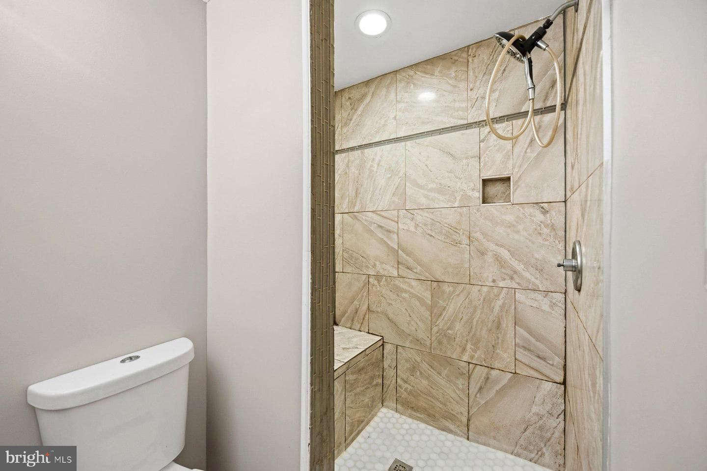 8301 Water Lily Way photo 27