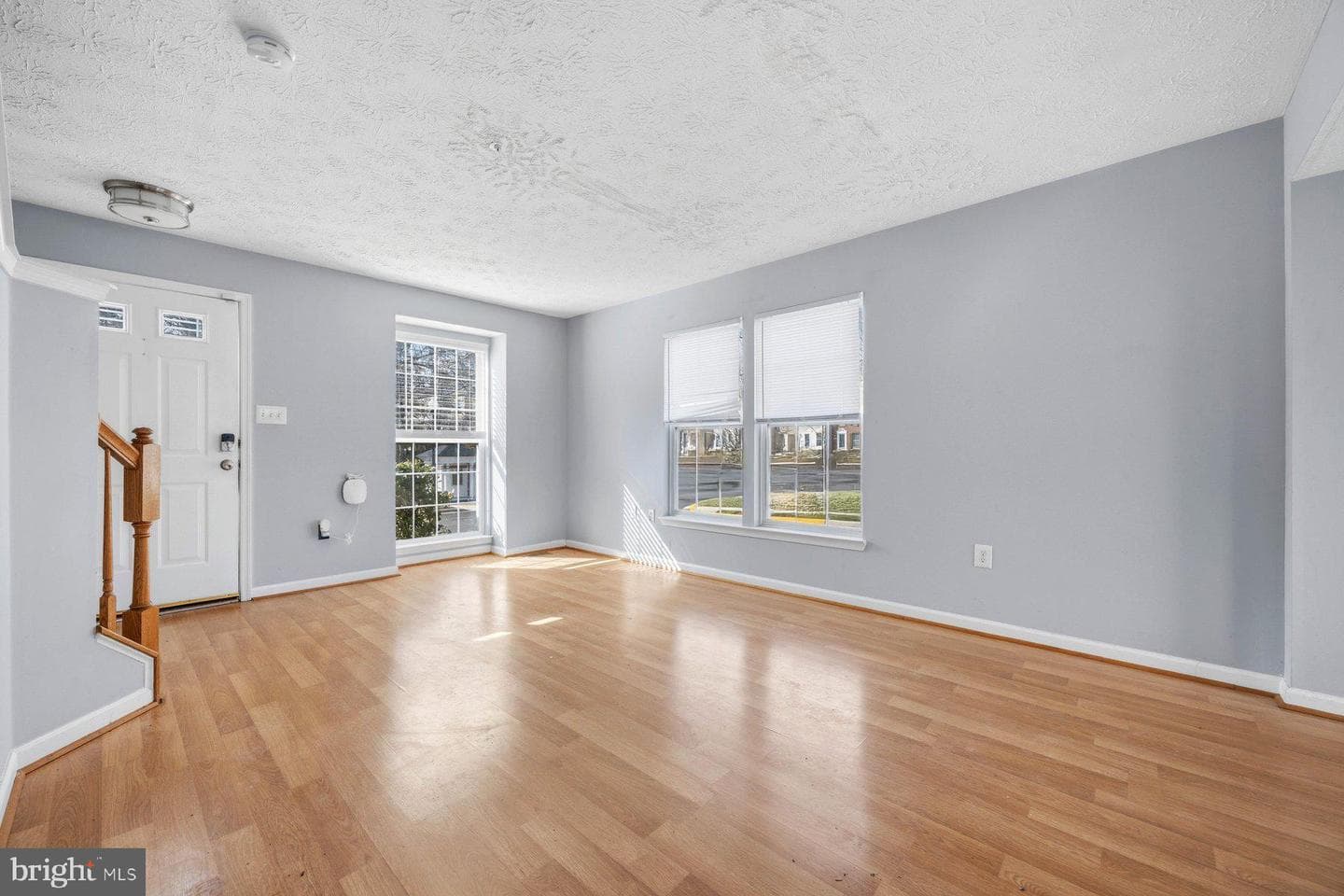 8301 Water Lily Way photo 4