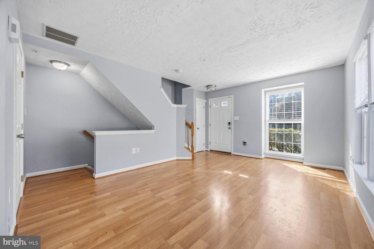 8301 Water Lily Way photo 7