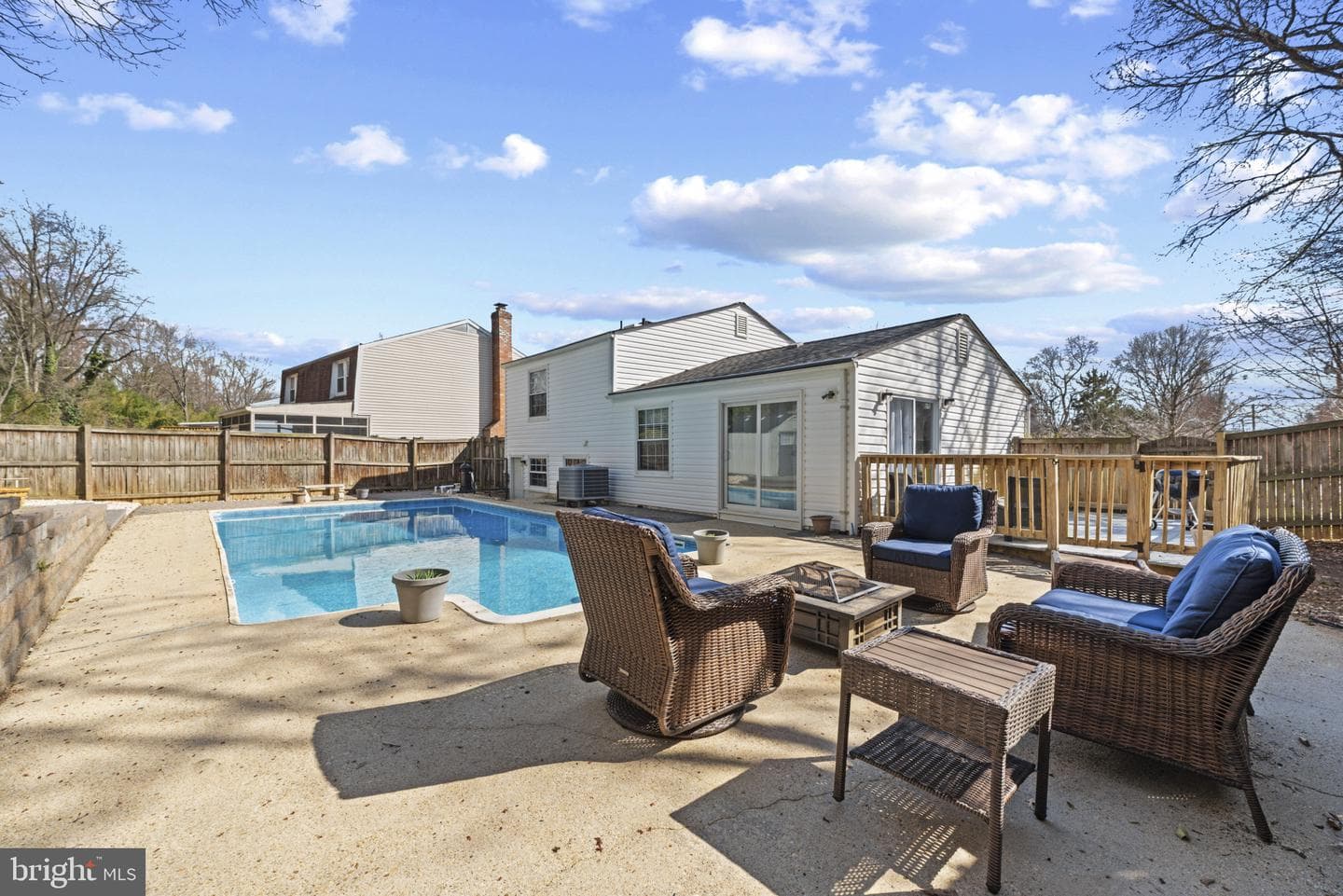 372 Blossom Tree Drive photo 32