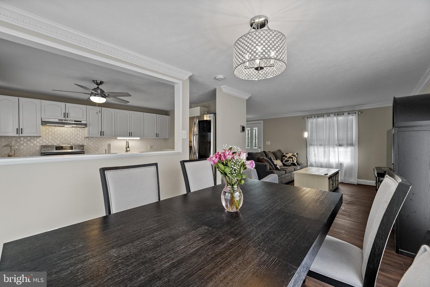 372 Blossom Tree Drive photo 9