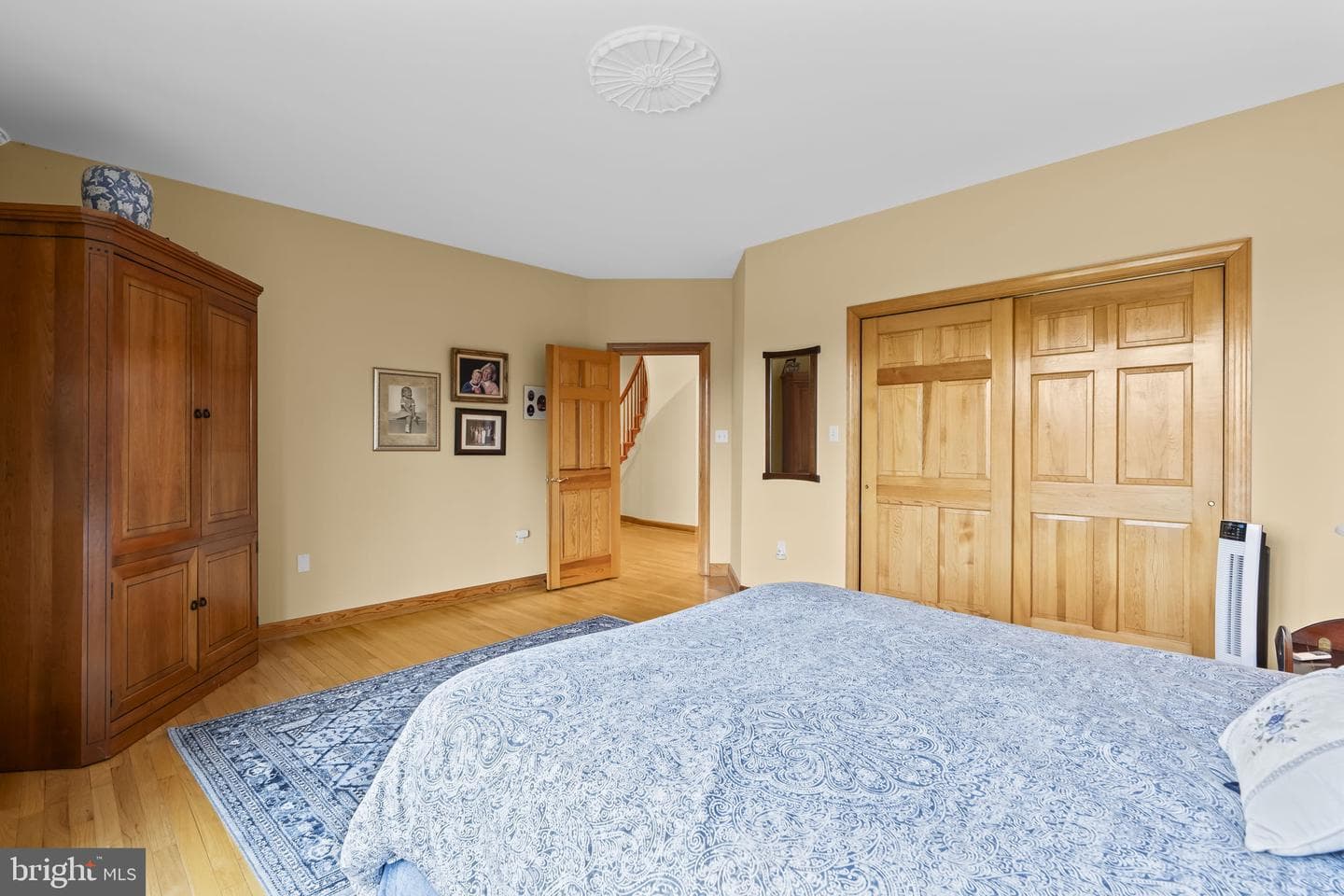 615 Traveller Court photo 39