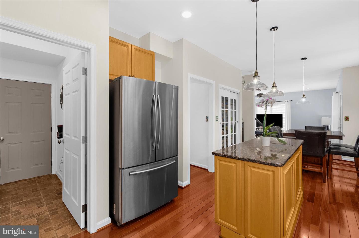 92 Clifford Boulevard photo 17
