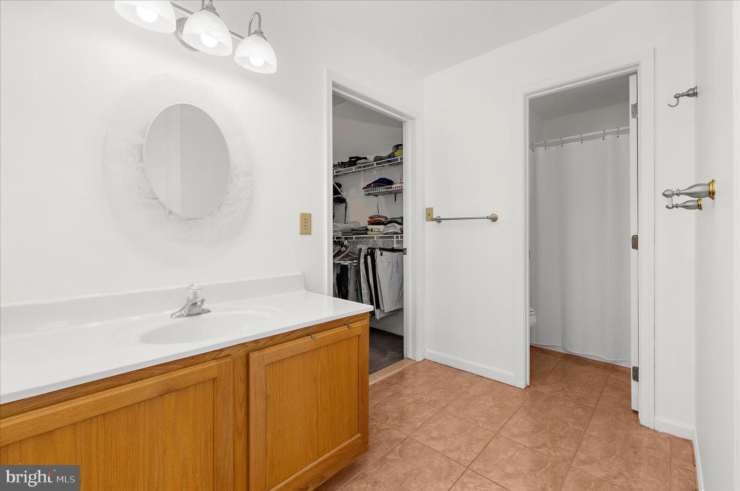 92 Clifford Boulevard photo 22