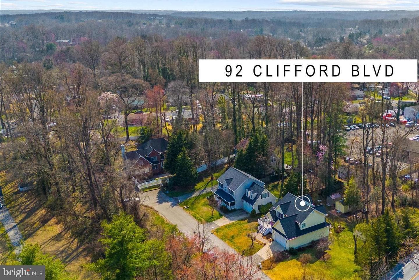 92 Clifford Boulevard photo 54