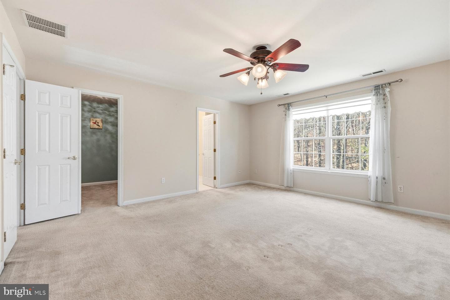 7810 Grandison Way photo 30