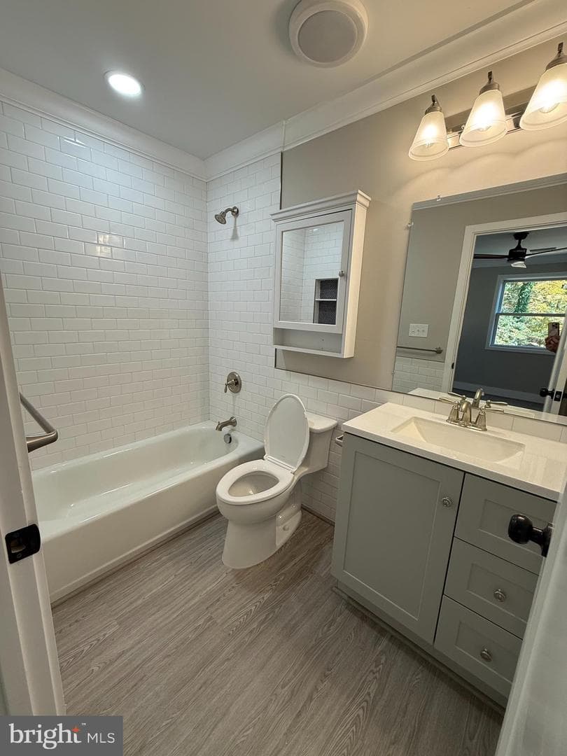453 Walnut Drive photo 12