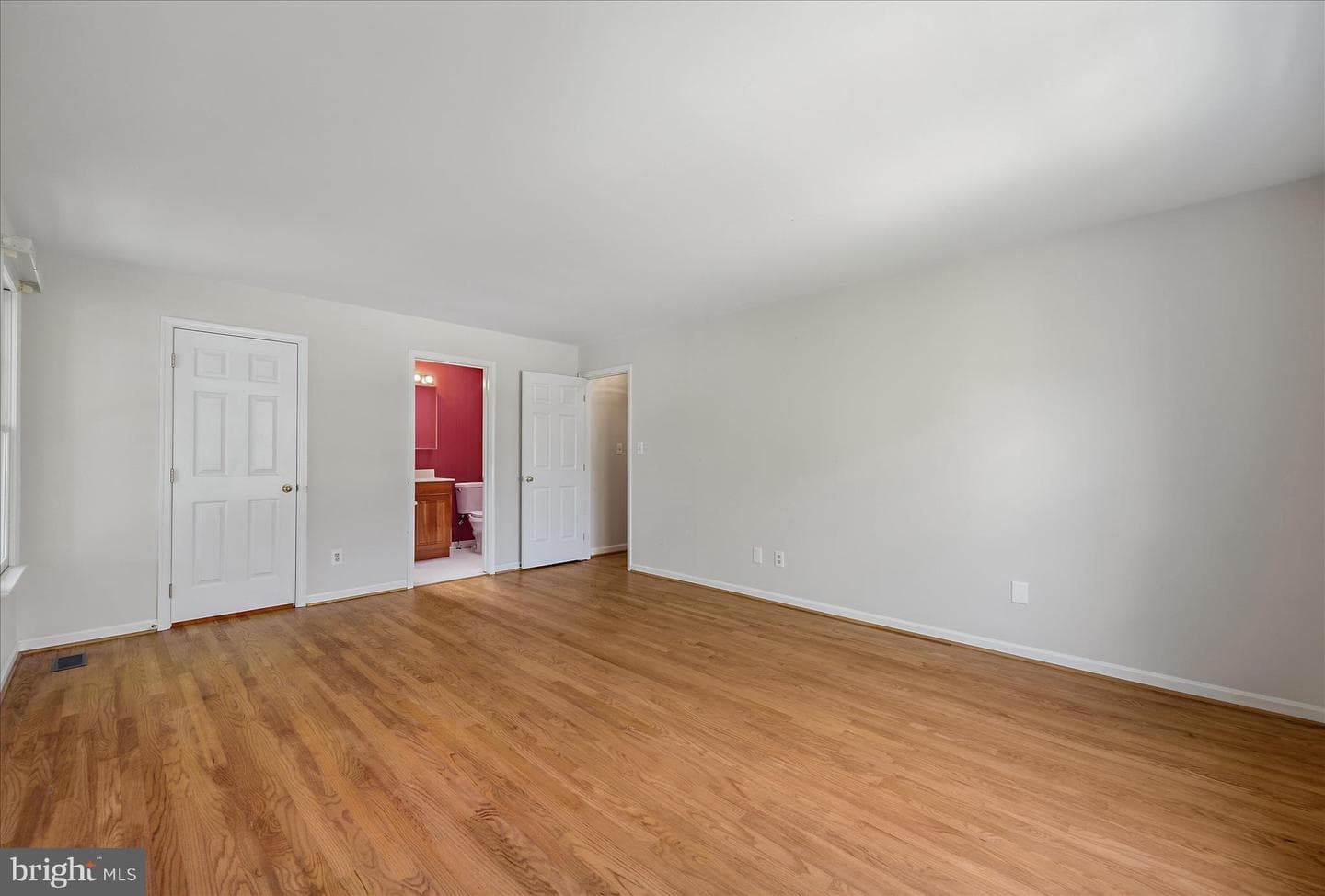 317 White Plains Court photo 43