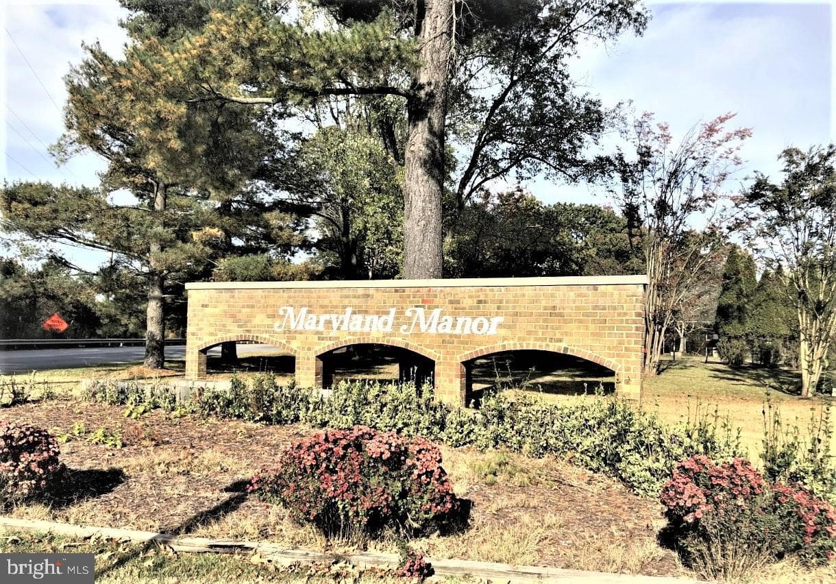 1503 Berkley Court #trlr C photo 35