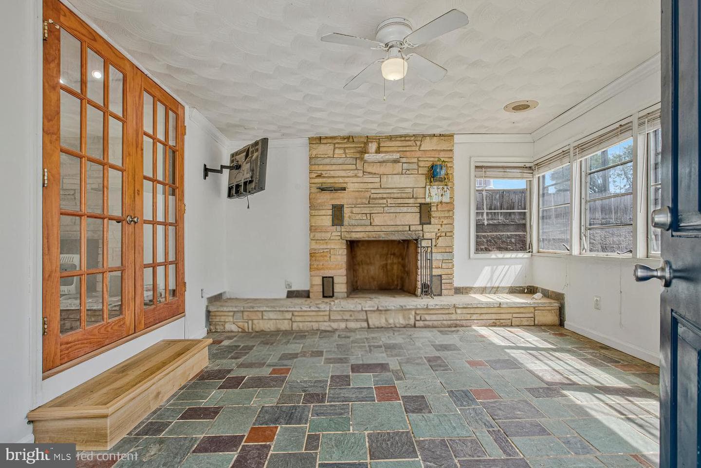 7801 Waterview photo 12