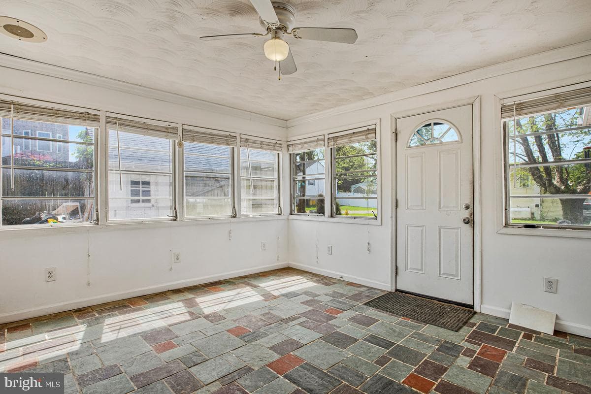 7801 Waterview photo 13