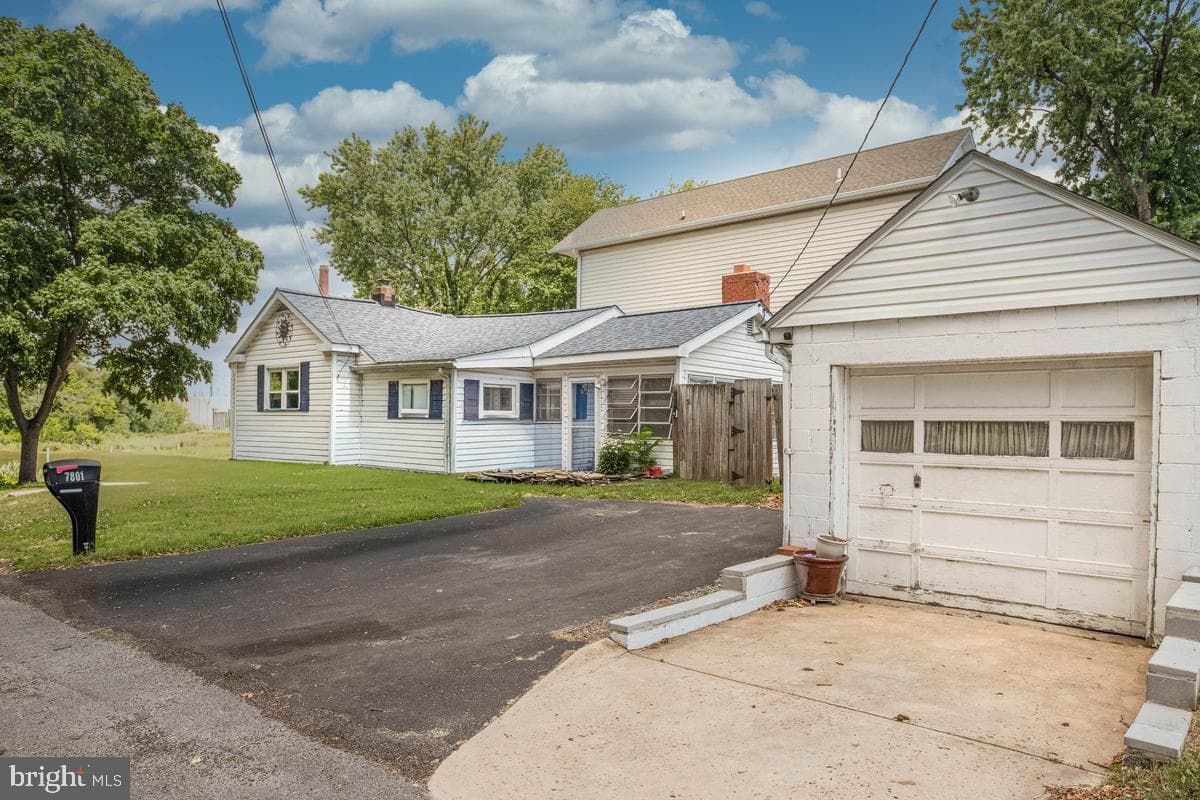 7801 Waterview photo 33
