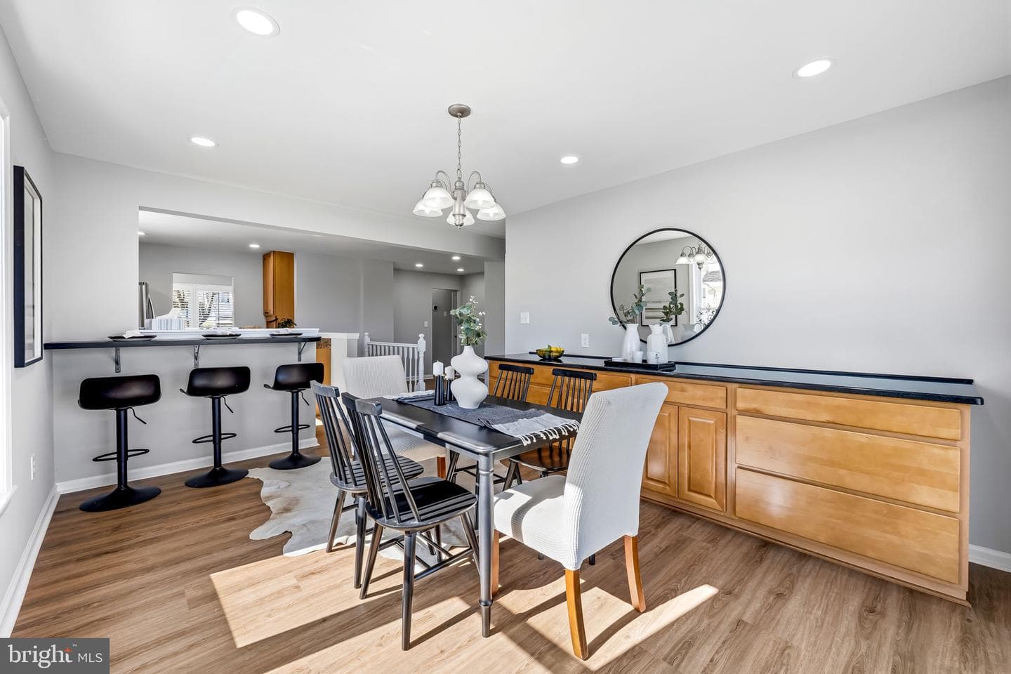 102 Charles Road photo 11