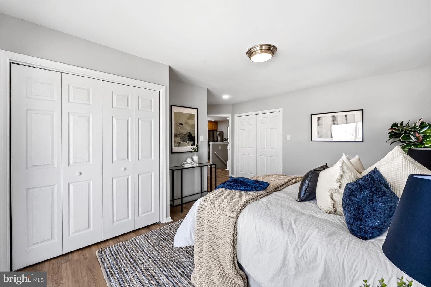 102 Charles Road photo 24