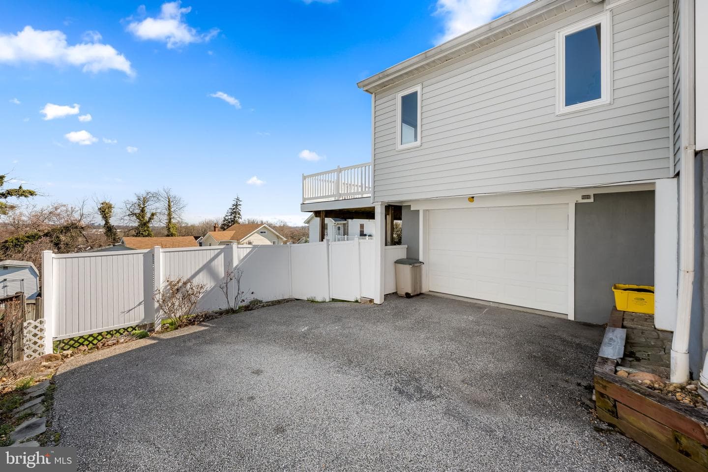 102 Charles Road photo 30