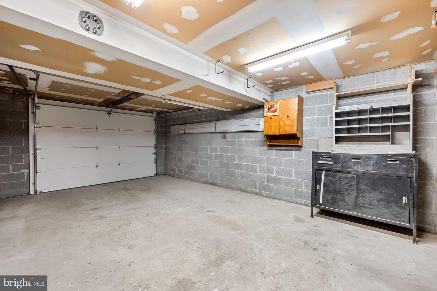 102 Charles Road photo 35