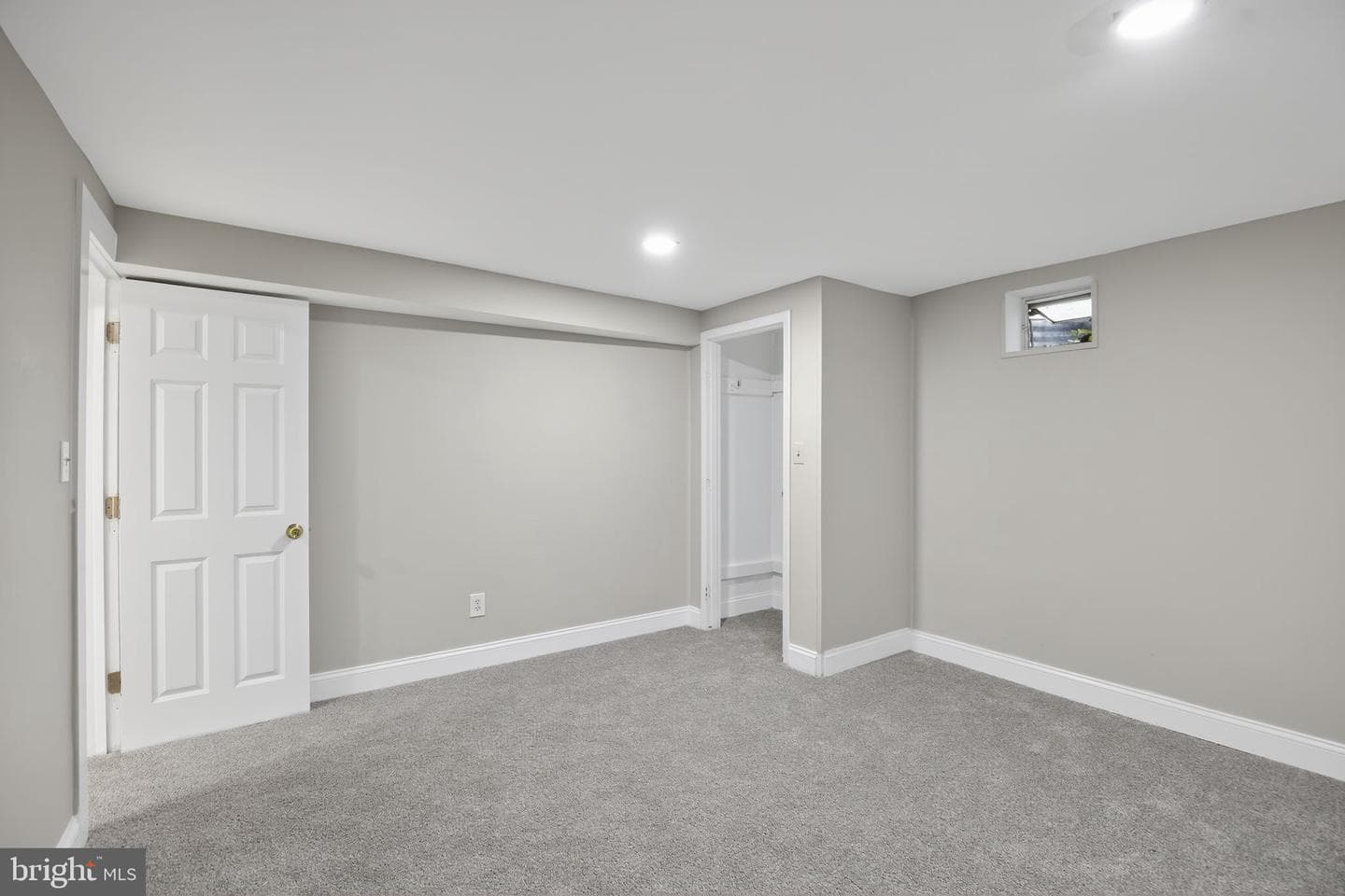 511 Sylvan Way photo 31