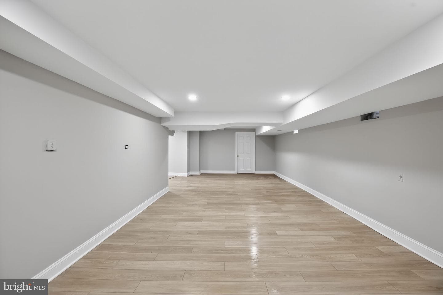 511 Sylvan Way photo 33