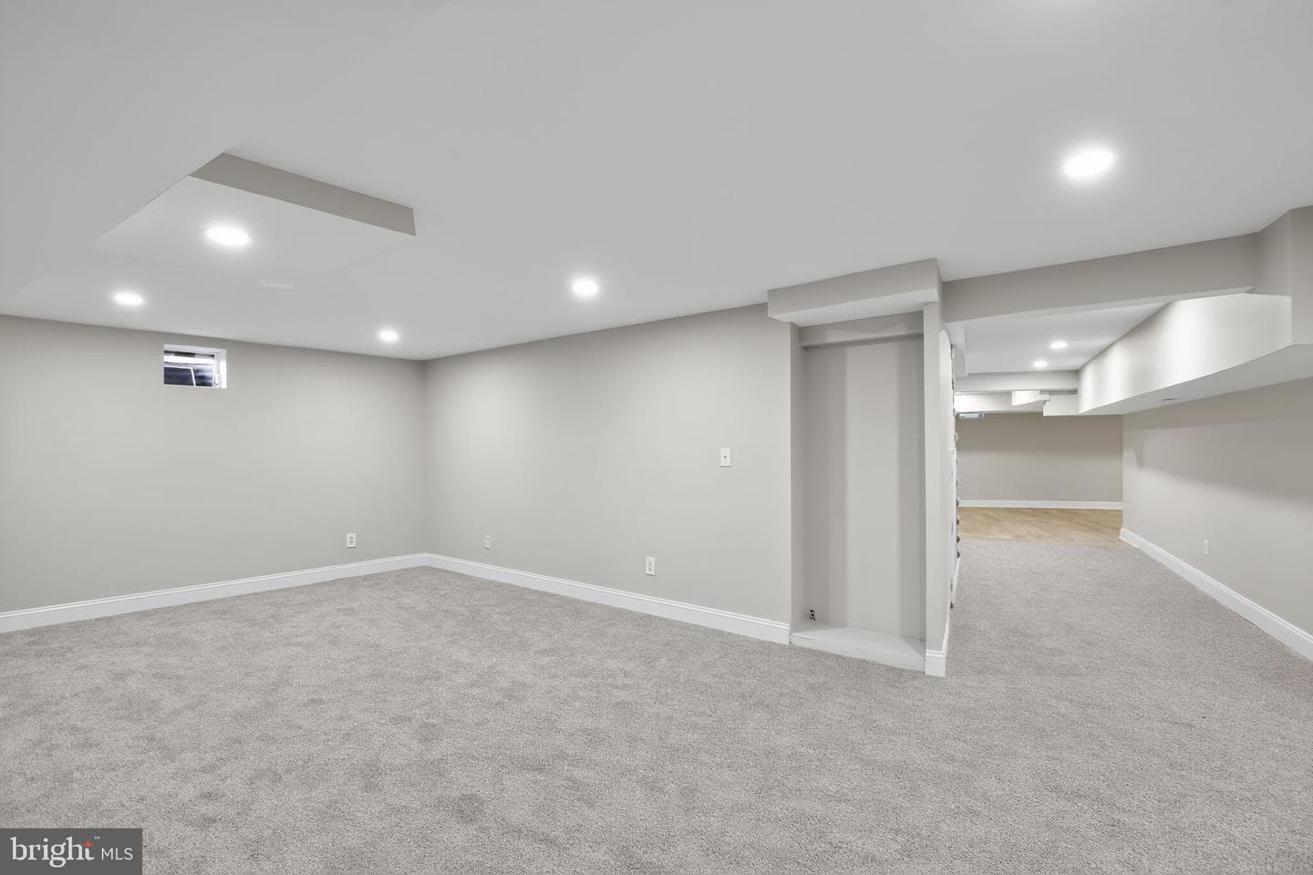 511 Sylvan Way photo 34