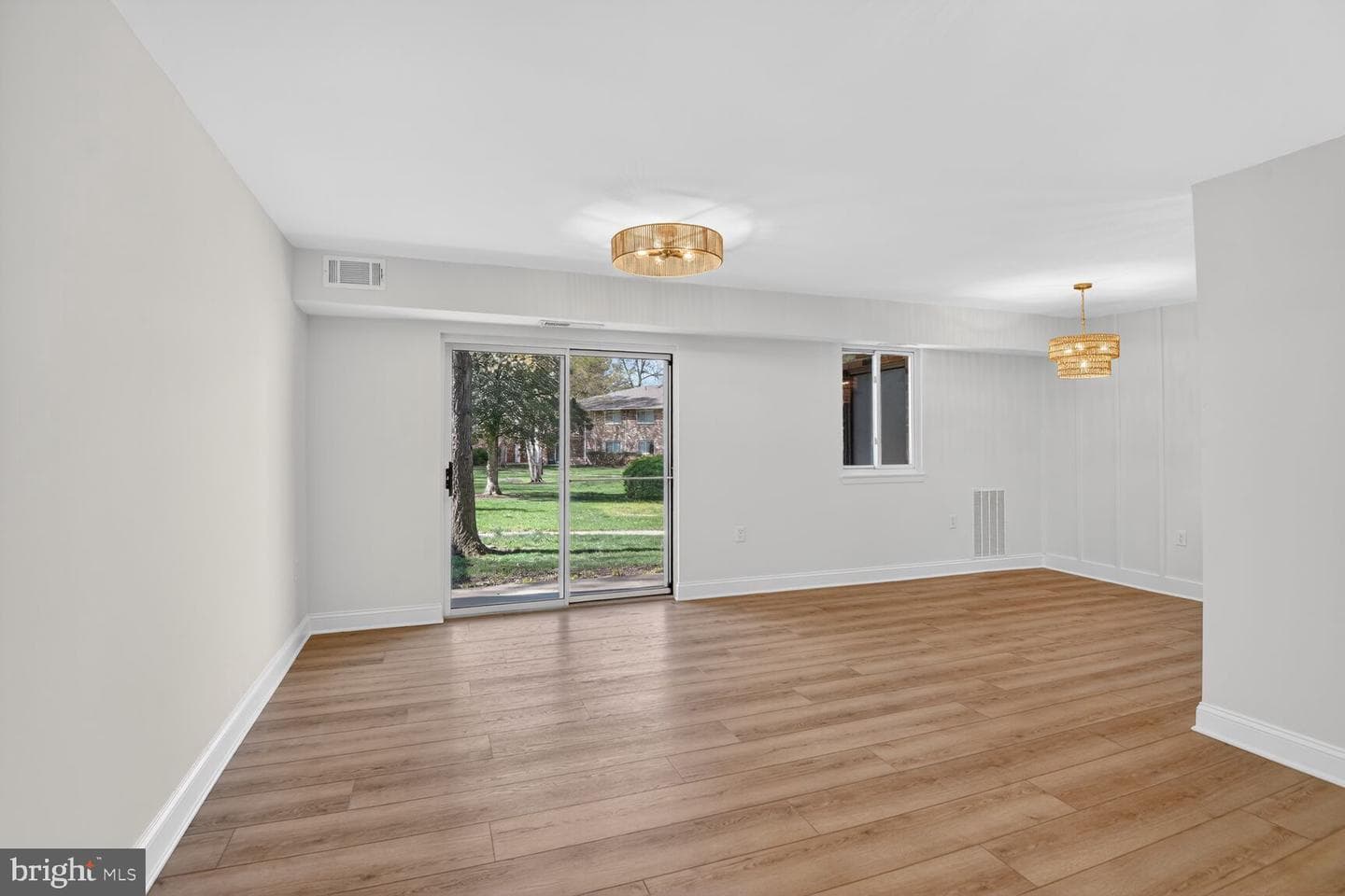 205 Victor Parkway #205d photo 3