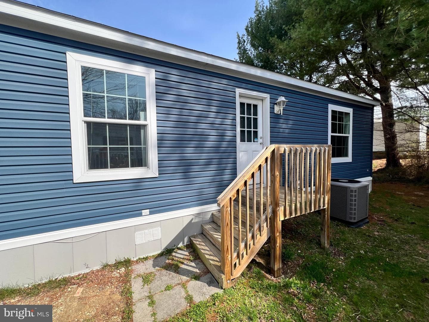 485 Keith Rd photo 20
