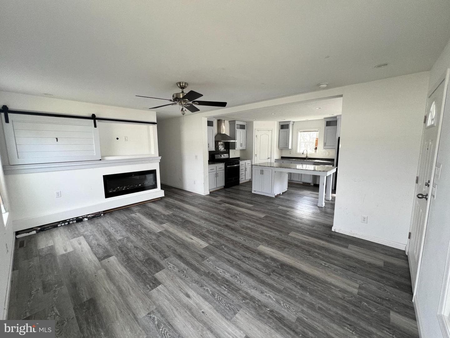 485 Keith Rd photo 4