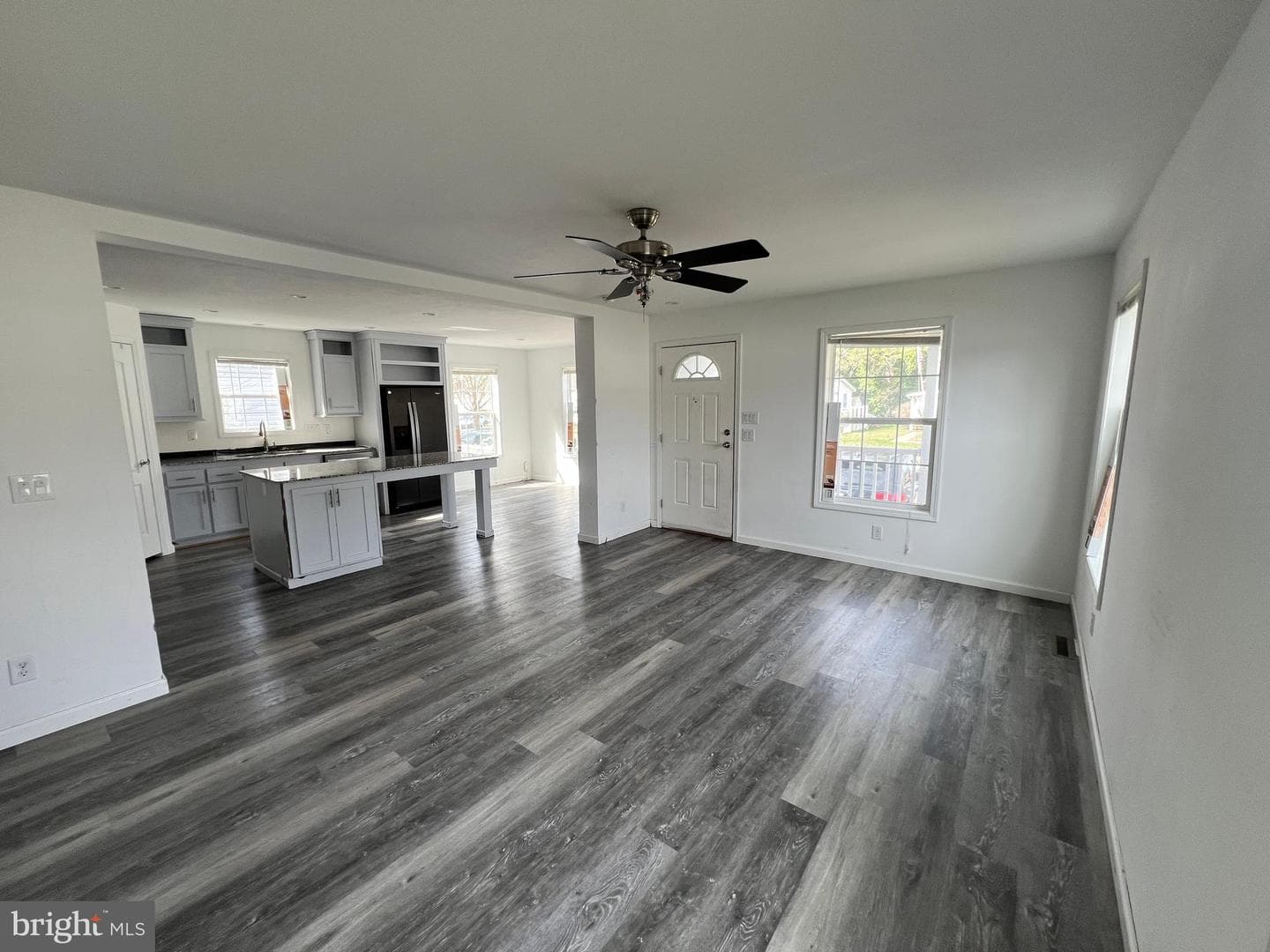 485 Keith Rd photo 5
