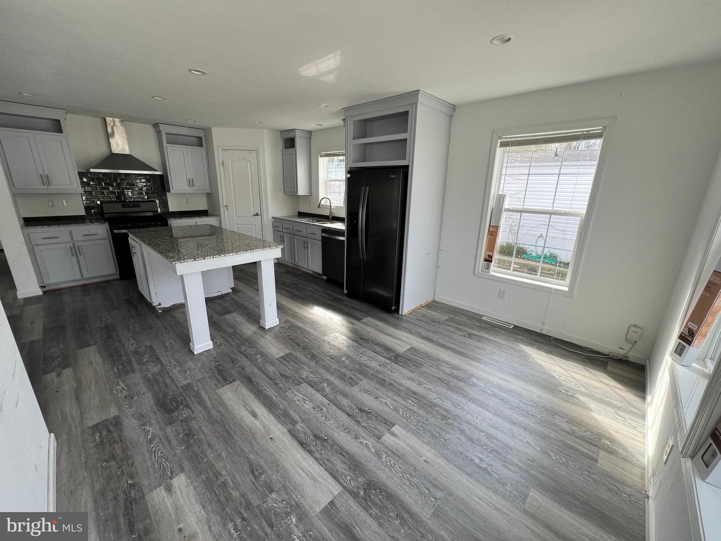 485 Keith Rd photo 7